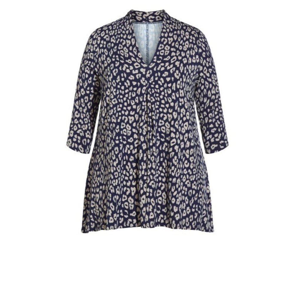 AVENUE Ellis Print 3/4 Sleeve Tunic navy animal size 18 Relaxed fit Soft stretch